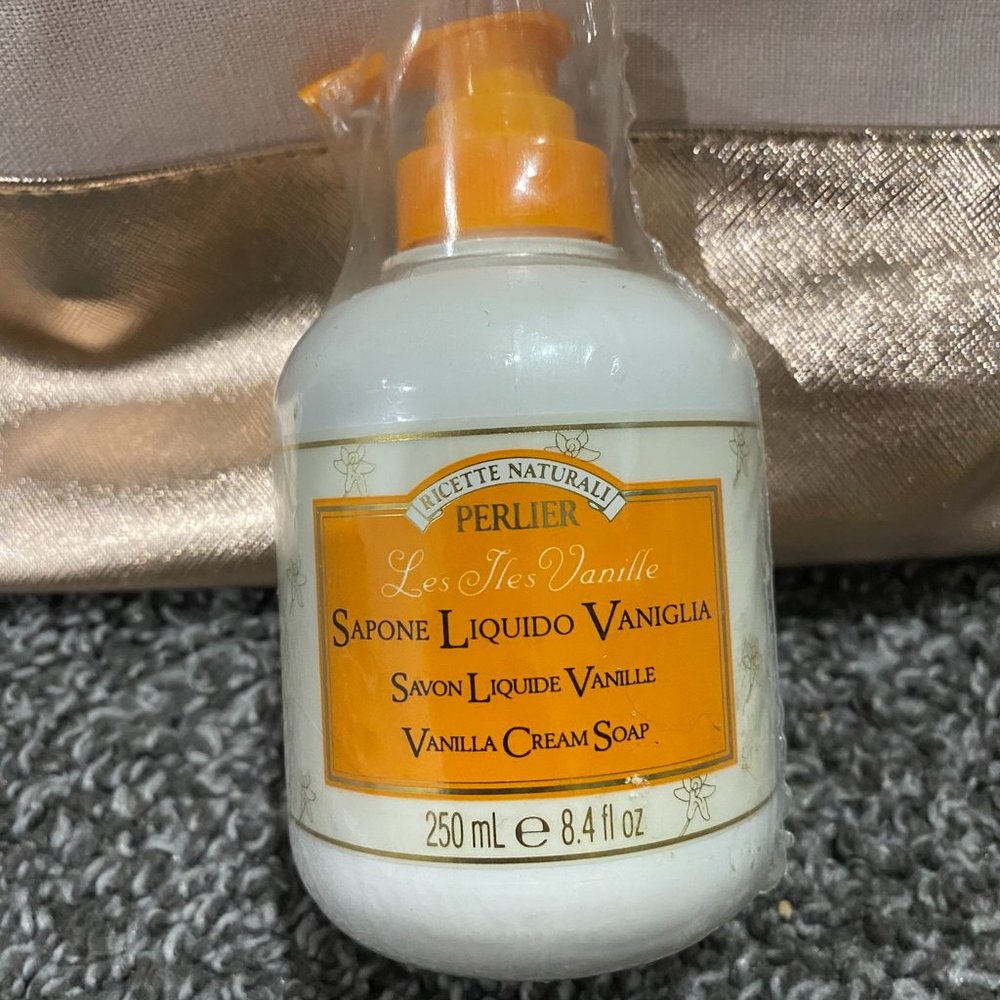 Perlier Les Iles Vanille Vanilla Cream Soap 8.4 fl oz SEALED